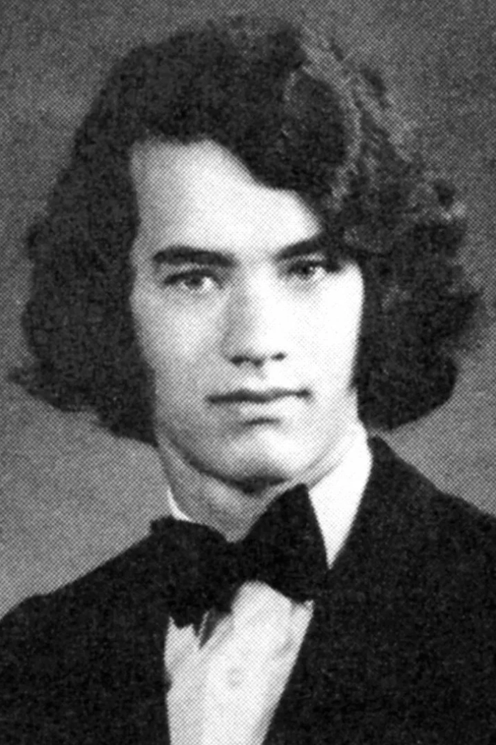 20 Mind-Blowing Celebrity Yearbook Pictures