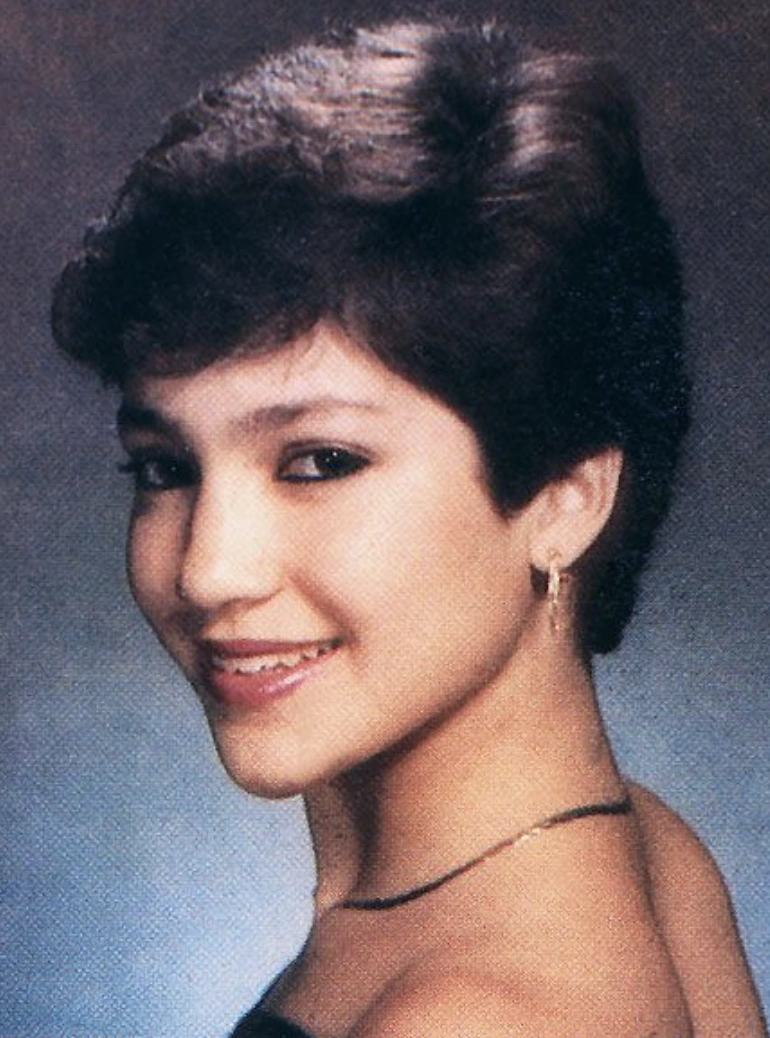 20 Mind-Blowing Celebrity Yearbook Pictures