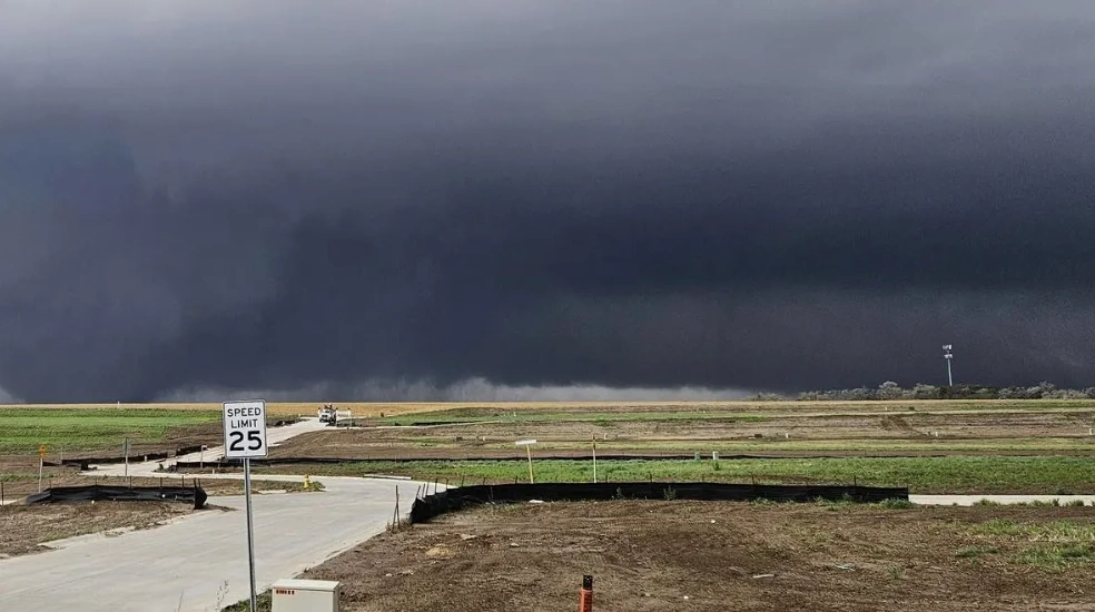 20 Chilling Images of the Recent Tornado Outbreak