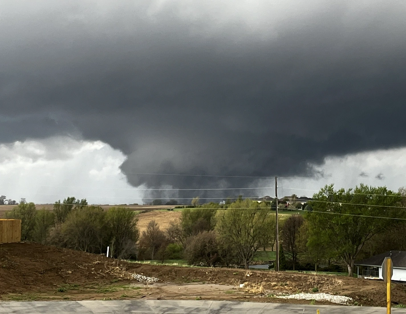 20 Chilling Images of the Recent Tornado Outbreak