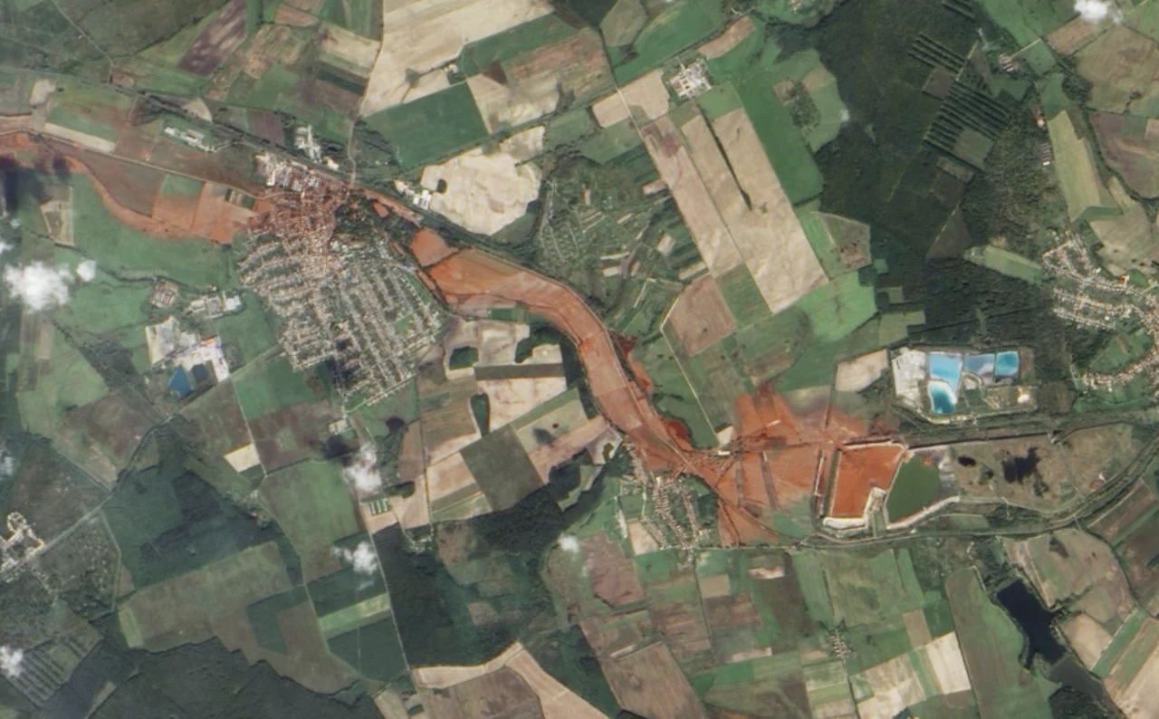 31 Transformative Images: Before-and-After Shots of Man-Made and Natural Calamities