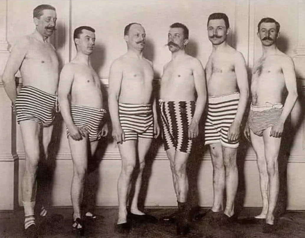 21 Vintage Portraits Showcasing Humanity's Timeless Sense of Humor