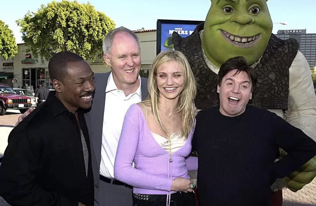 24 Captivating Images That Define the 2000s