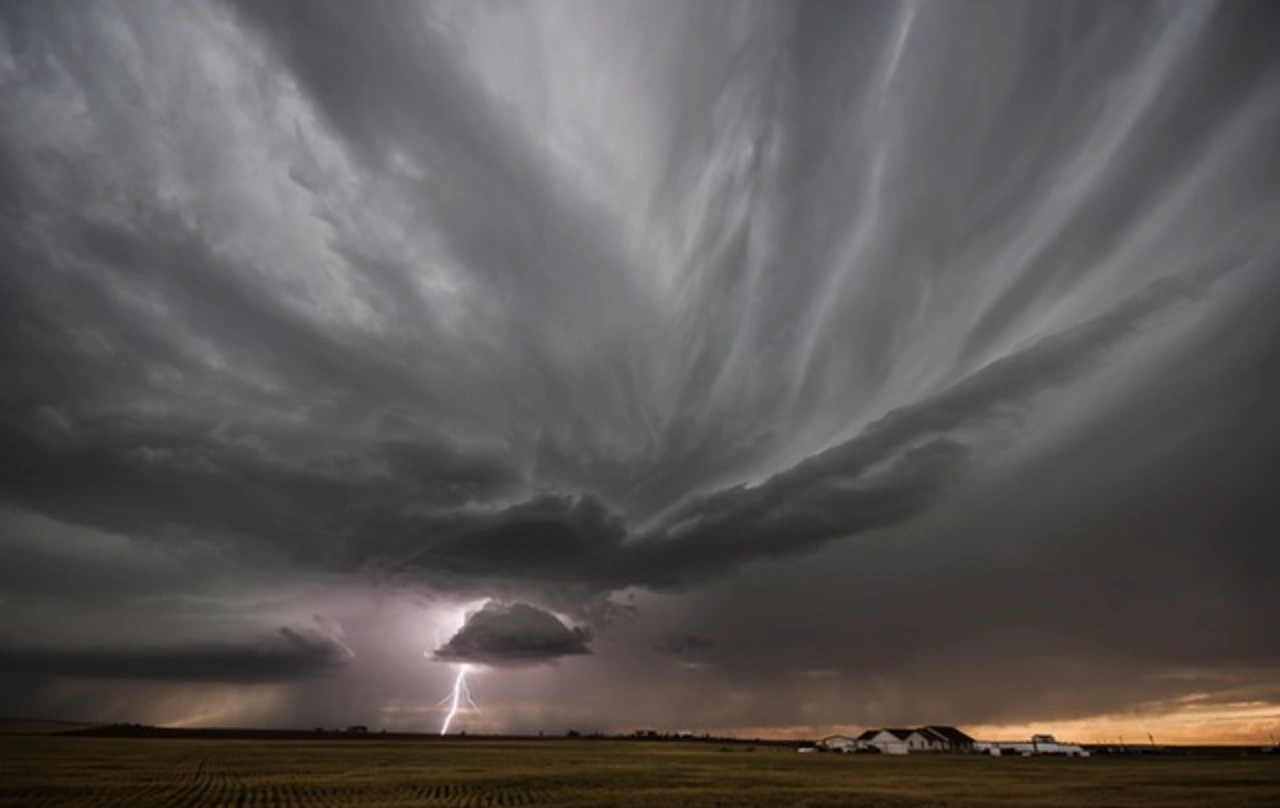 David K. Hoadley: Pioneering the Art of Storm Chasing