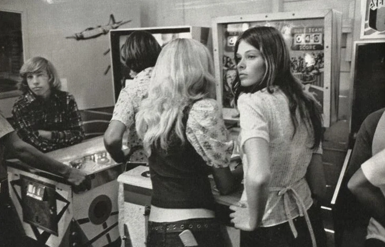26 Classic Arcade Photos That Deserve a Top Score