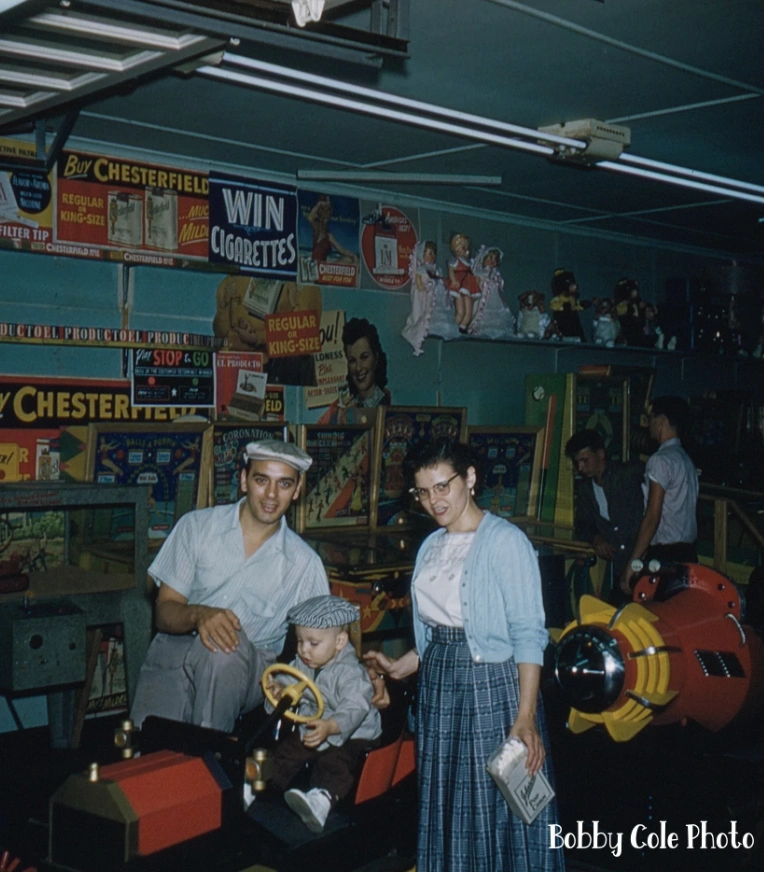 26 Classic Arcade Photos That Deserve a Top Score