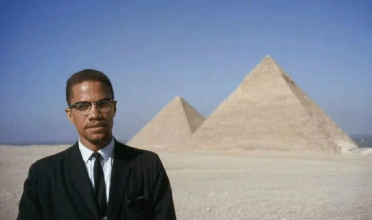 25 Captivating Images from the Past: A Visual Journey Through History