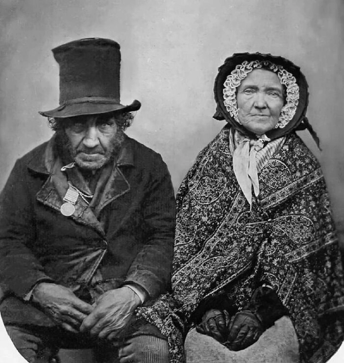 25 Captivating Images from the Past: A Visual Journey Through History