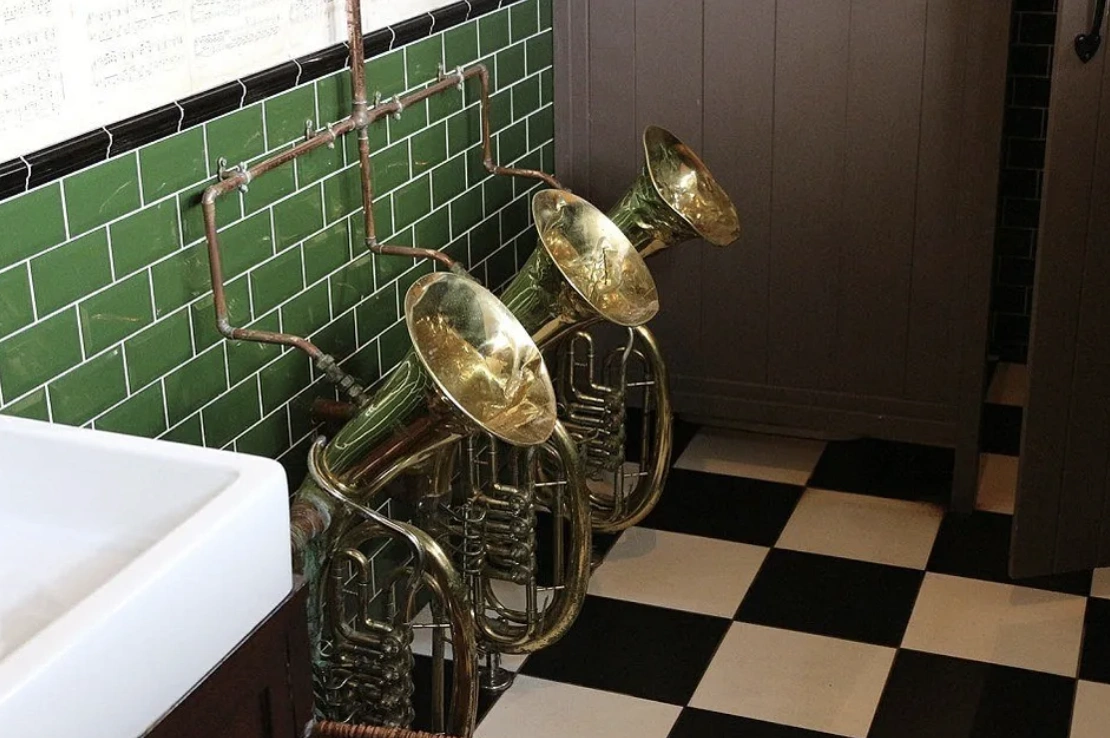 37 Quirky Toilets We'd Love to Use for a Tipsy Tinkle