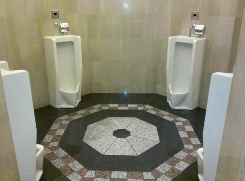 37 Quirky Toilets We'd Love to Use for a Tipsy Tinkle
