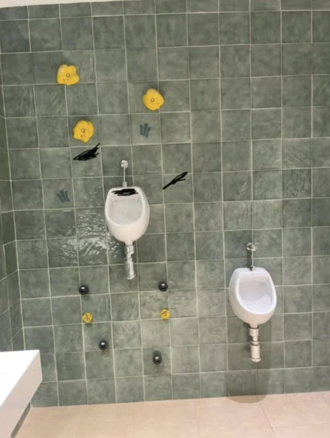 37 Quirky Toilets We'd Love to Use for a Tipsy Tinkle