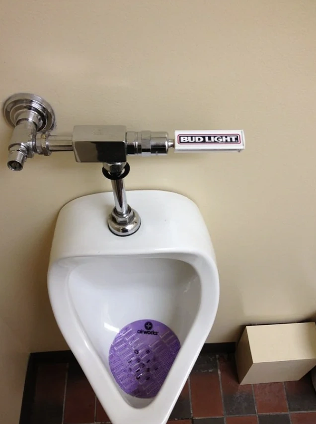 37 Quirky Toilets We'd Love to Use for a Tipsy Tinkle