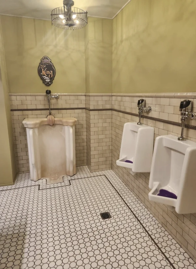 37 Quirky Toilets We'd Love to Use for a Tipsy Tinkle
