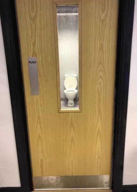 37 Quirky Toilets We'd Love to Use for a Tipsy Tinkle
