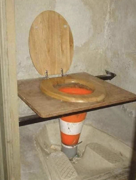37 Quirky Toilets We'd Love to Use for a Tipsy Tinkle