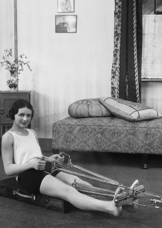 25 Throwback Gym Bros Captured in Sweaty Snapshots