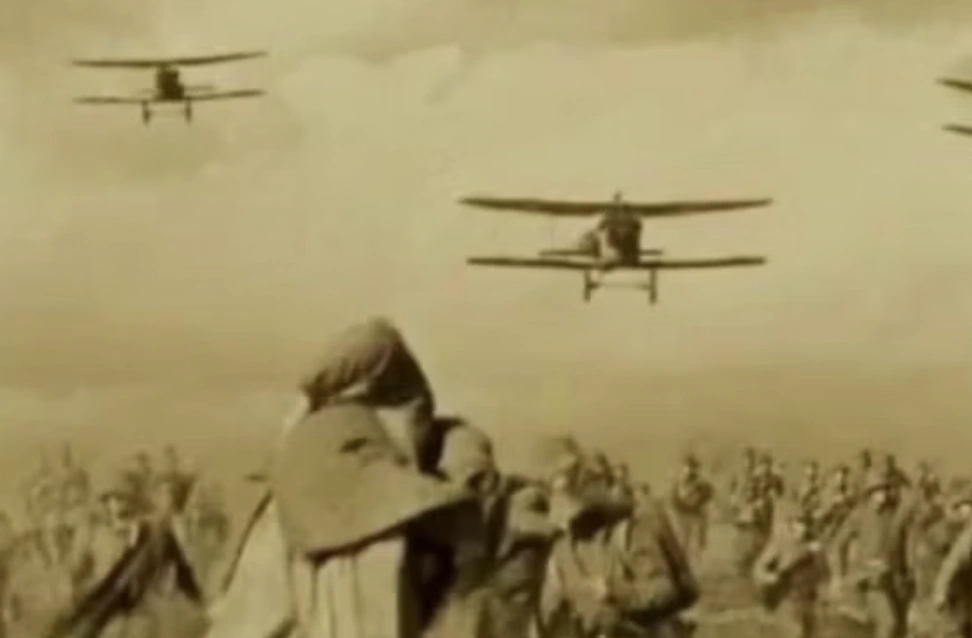 12 Rare Photos from the Silent Film Era Showing the Lack of Safety Regulations
