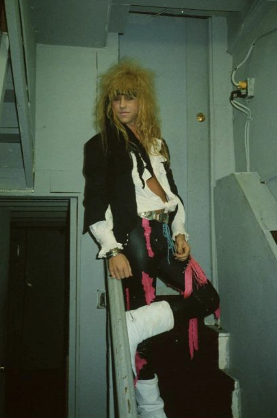 21 Captivating Images of '80s Rock Bands with Iconic Hairstyles that Rocked the Decade