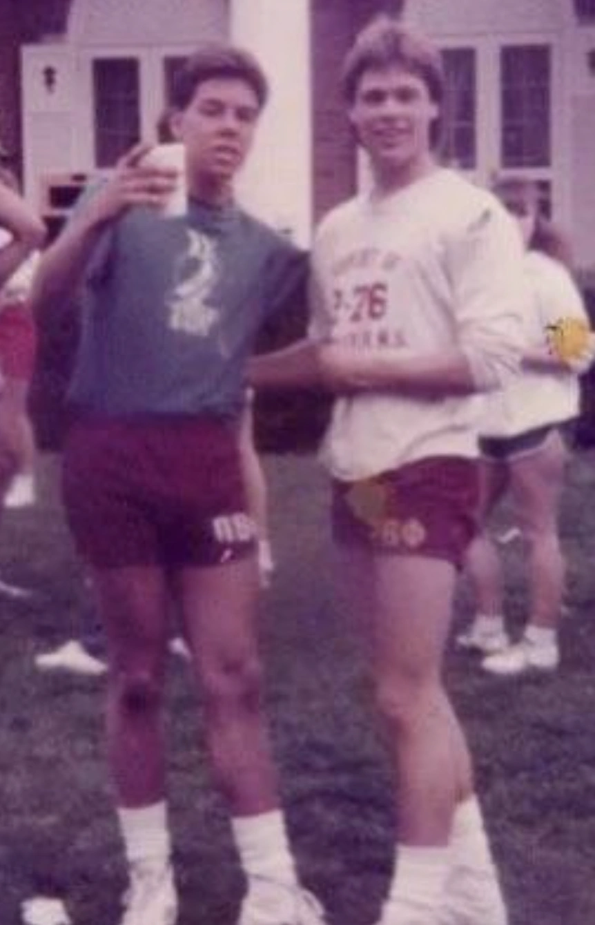 27 Uncommonly Seen Photos of Celebrities During Their College Years