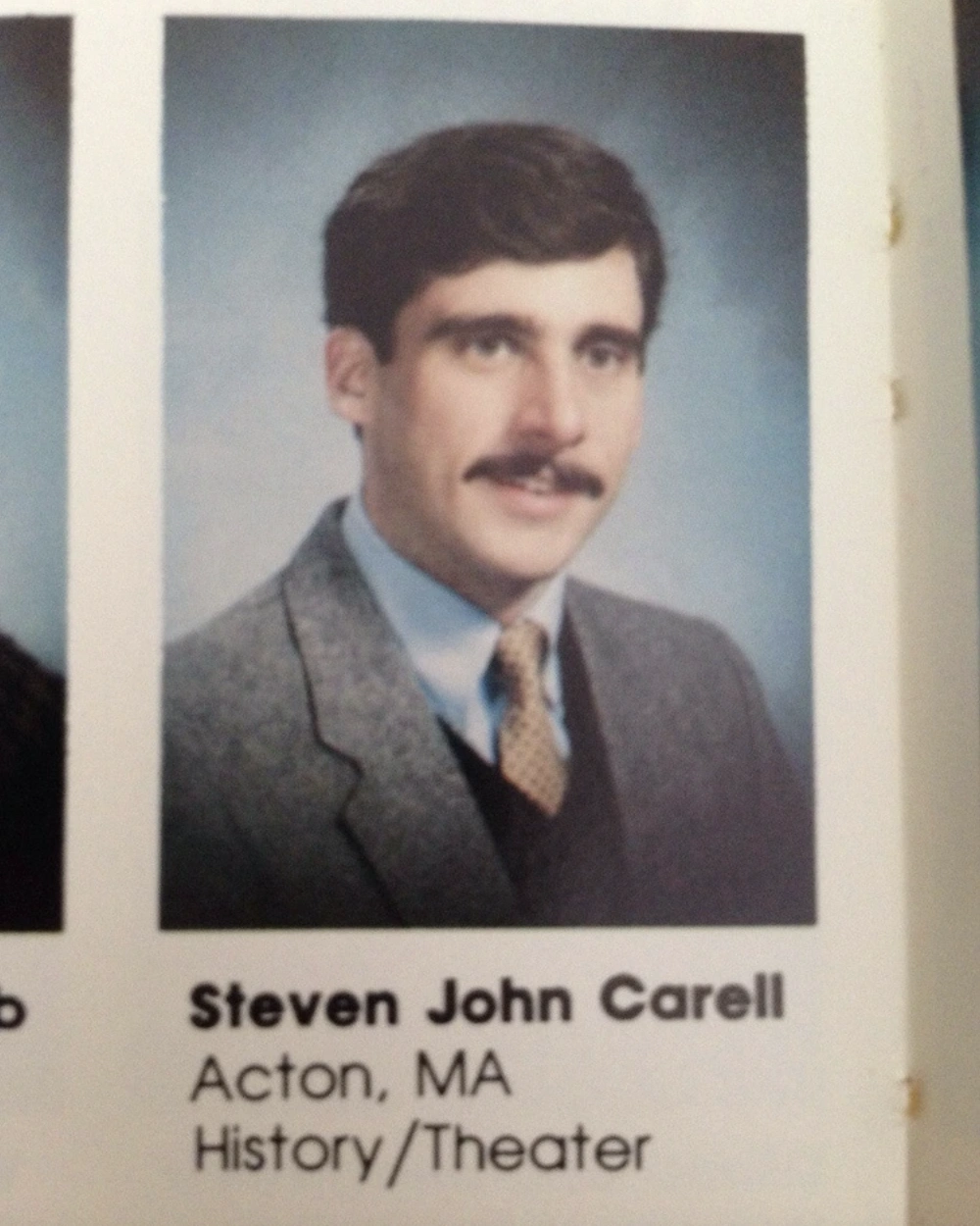 27 Uncommonly Seen Photos of Celebrities During Their College Years