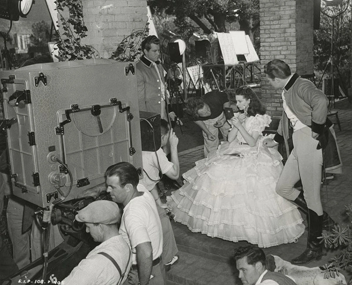 Unearthed: 40 Rare Behind-the-Scenes Photos from Legendary Films