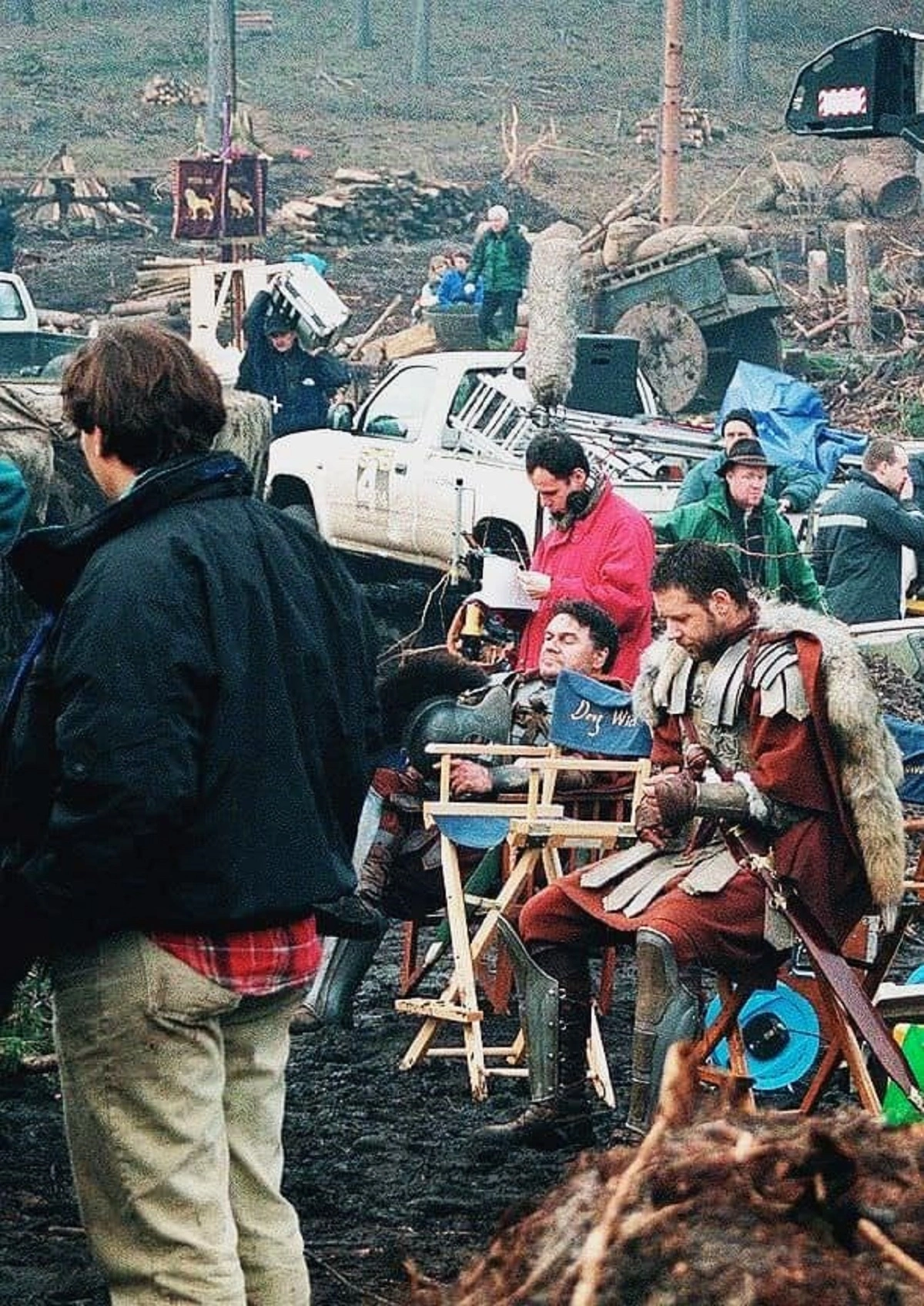 Unearthed: 40 Rare Behind-the-Scenes Photos from Legendary Films
