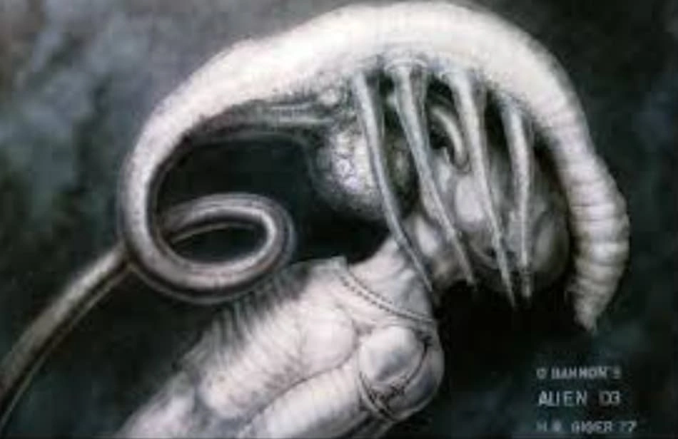 20 Bizarre Facts About 'Alien' That Will Make You Clutch Your Own Face in Fear