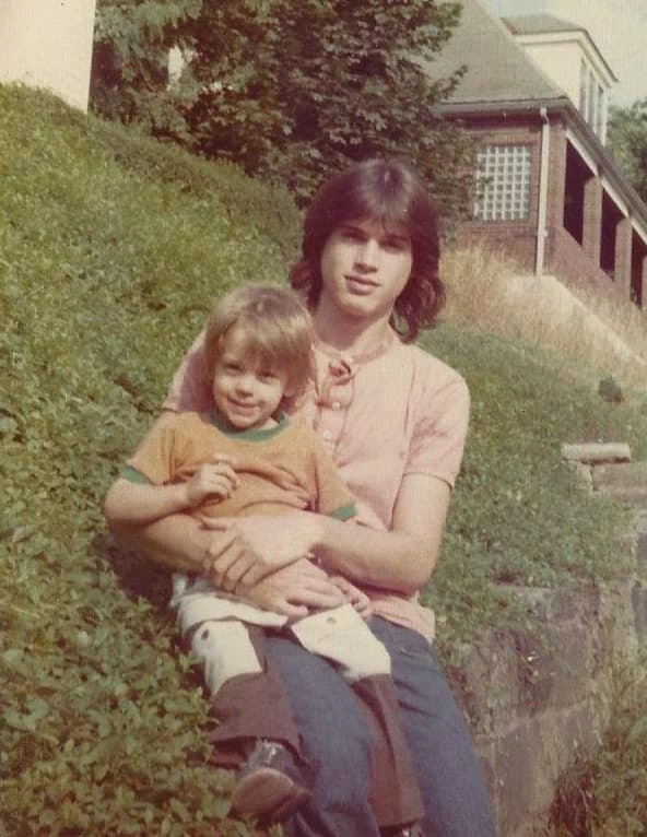 Get Groovy with These 24 Retro '70s Hairstyle Inspirations for Feathering Your Locks