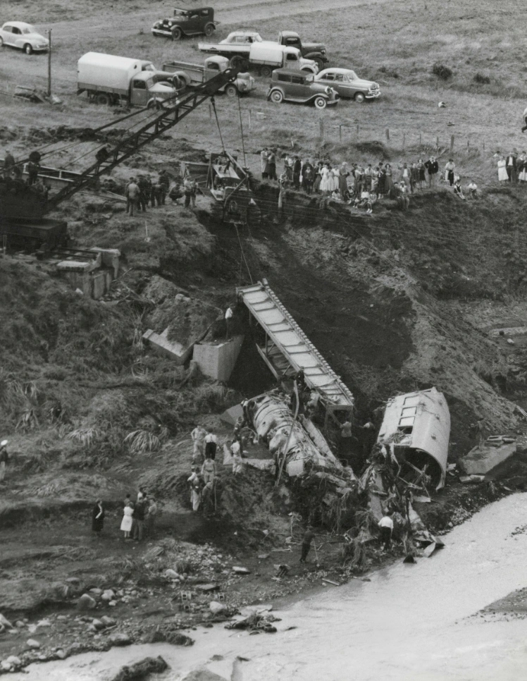 22 Historical Disaster Images to Instill Fear in Nonbelievers