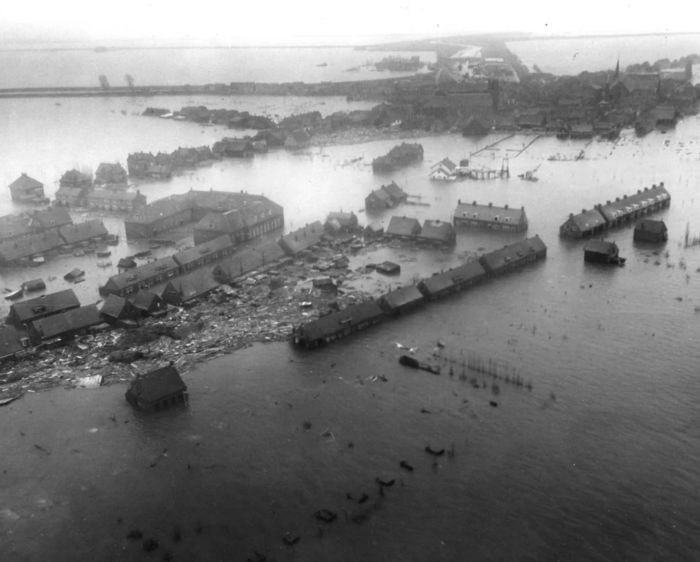 22 Historical Disaster Images to Instill Fear in Nonbelievers