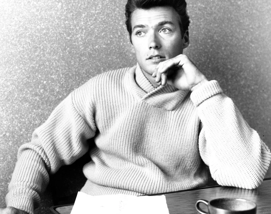 Capturing Stars in Their Prime: 21 Stunning Images of Celebrities Embracing Their Golden Years