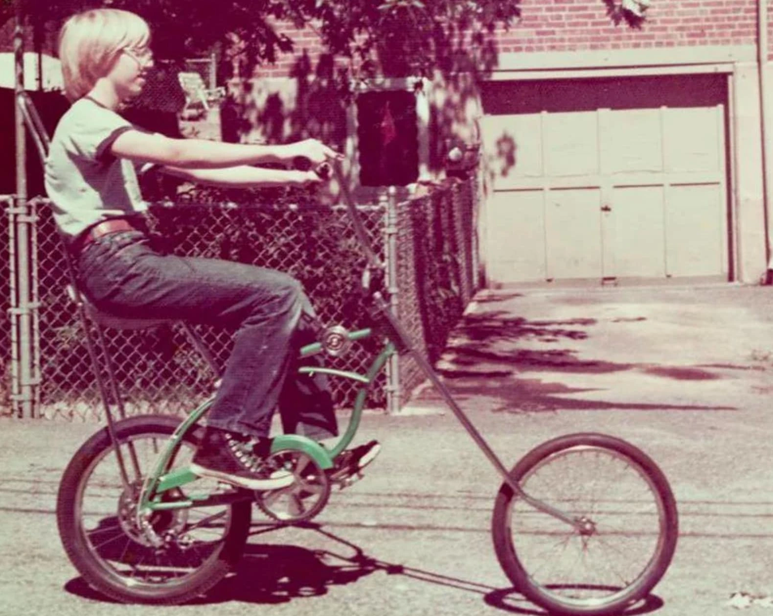 27 Vintage Photos of Tech Titans Before They Changed the World