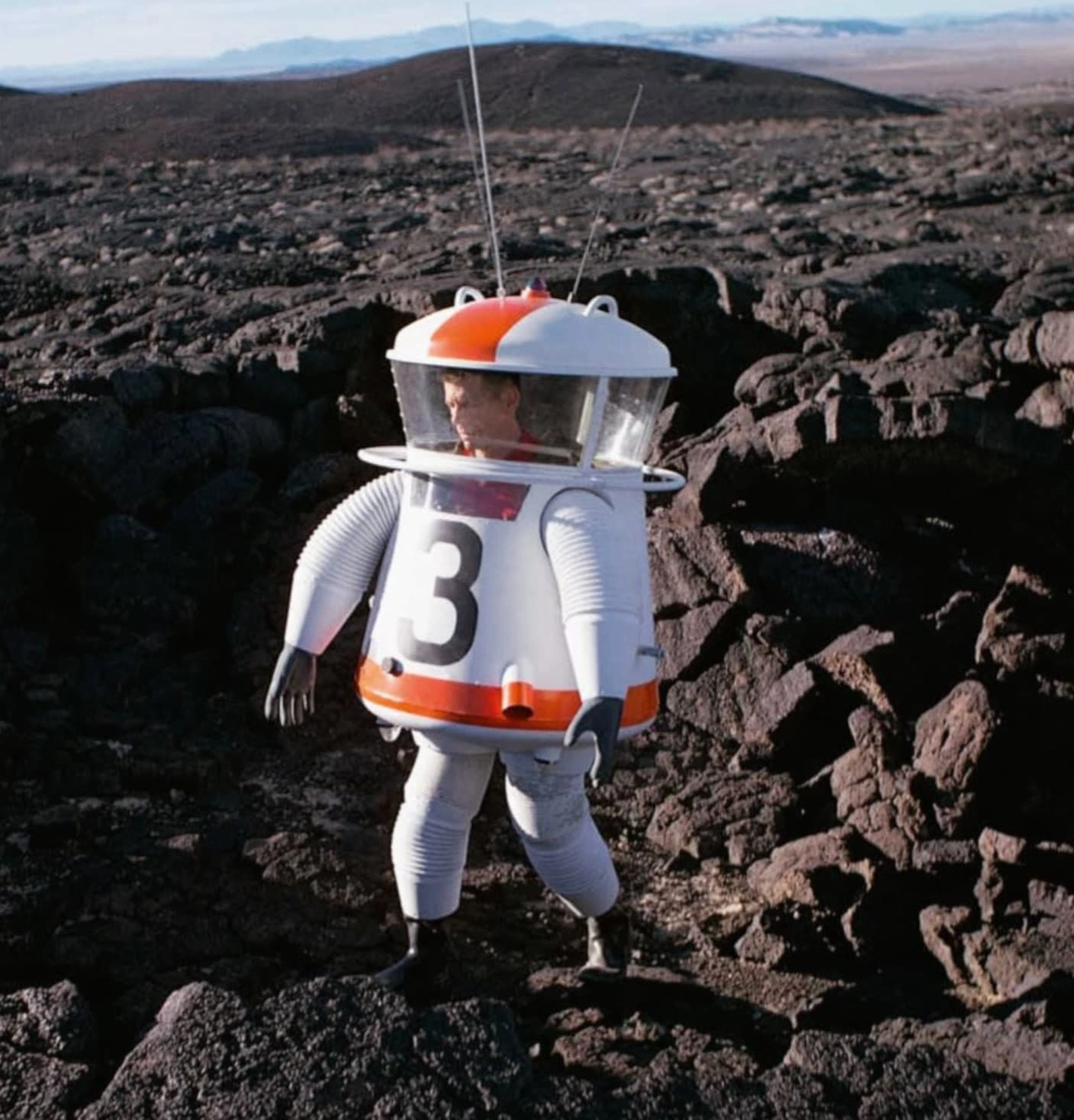 23 Retro NASA Images to Ignite Your Wanderlust