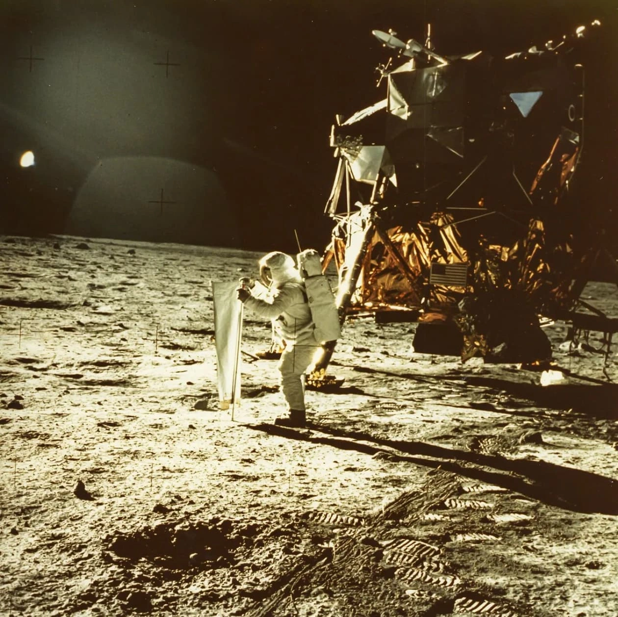 23 Retro NASA Images to Ignite Your Wanderlust