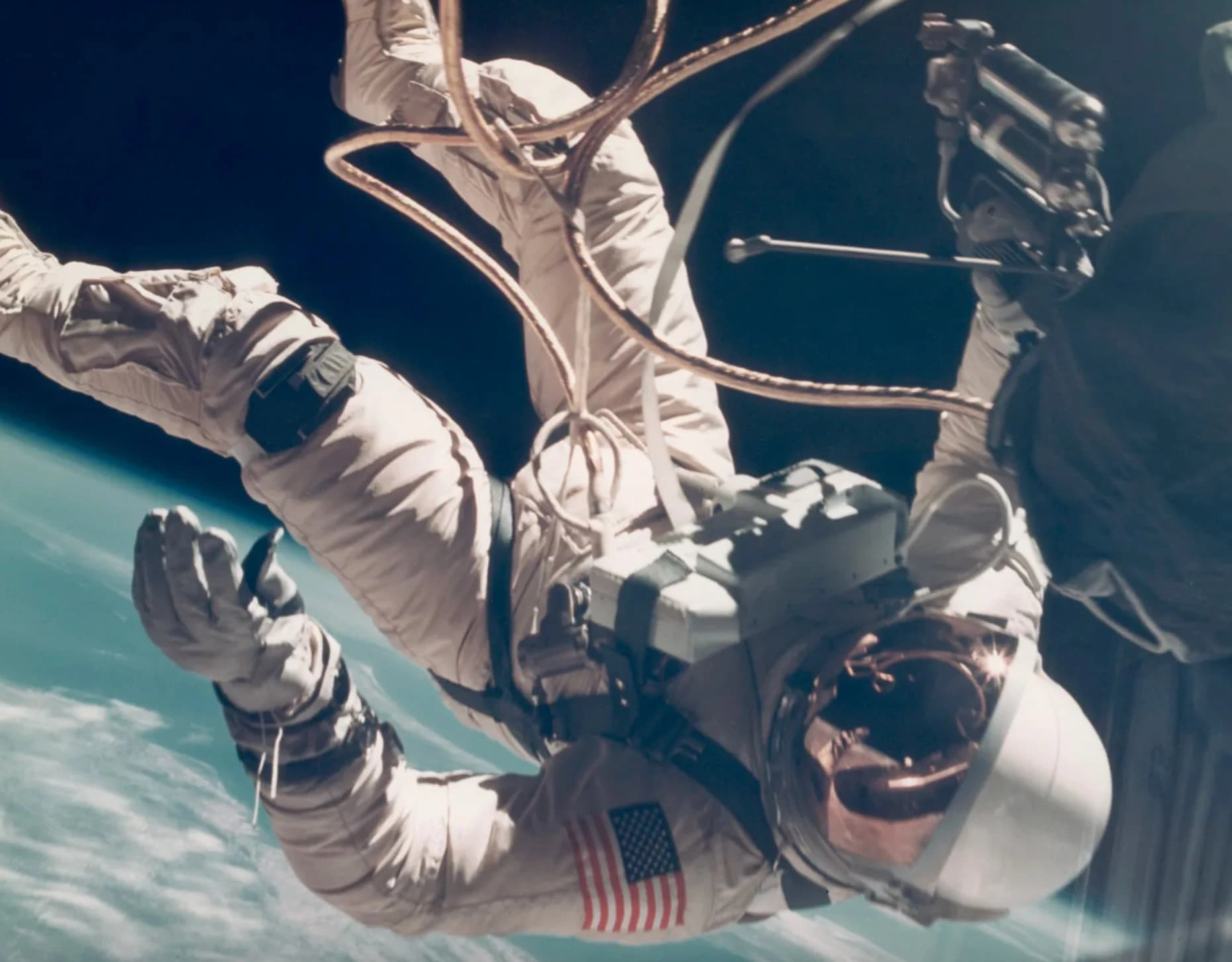 23 Retro NASA Images to Ignite Your Wanderlust