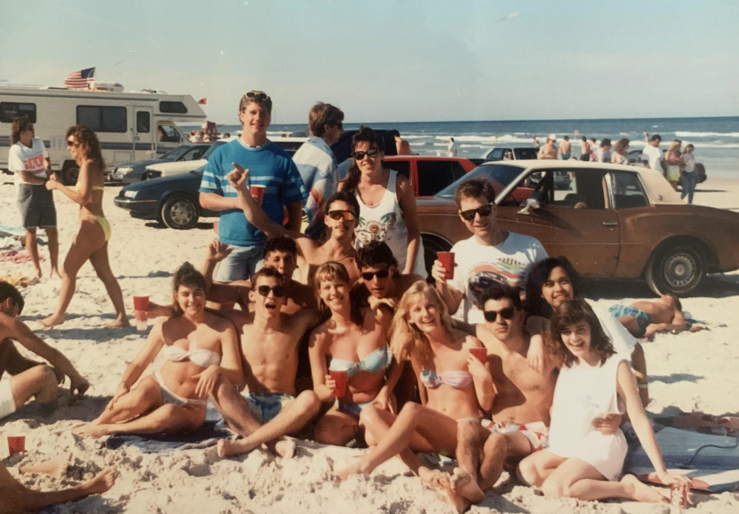 Exploring Daytona Beach: 23 Timeless Images Captured Over the Years