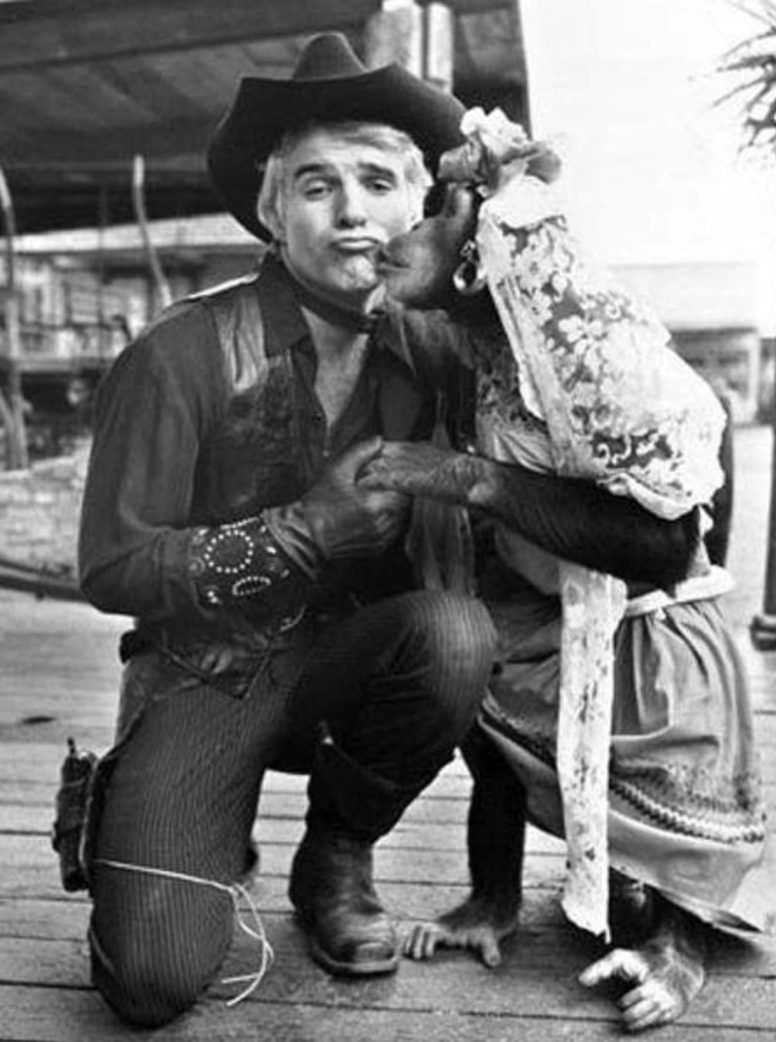 22 Retro-Styled Chimps We'd Love to Hang Out With