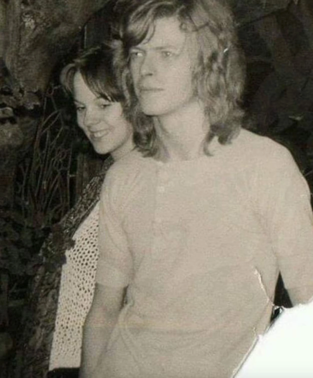 21 Vintage Shots of Rock Legends and Their Fans