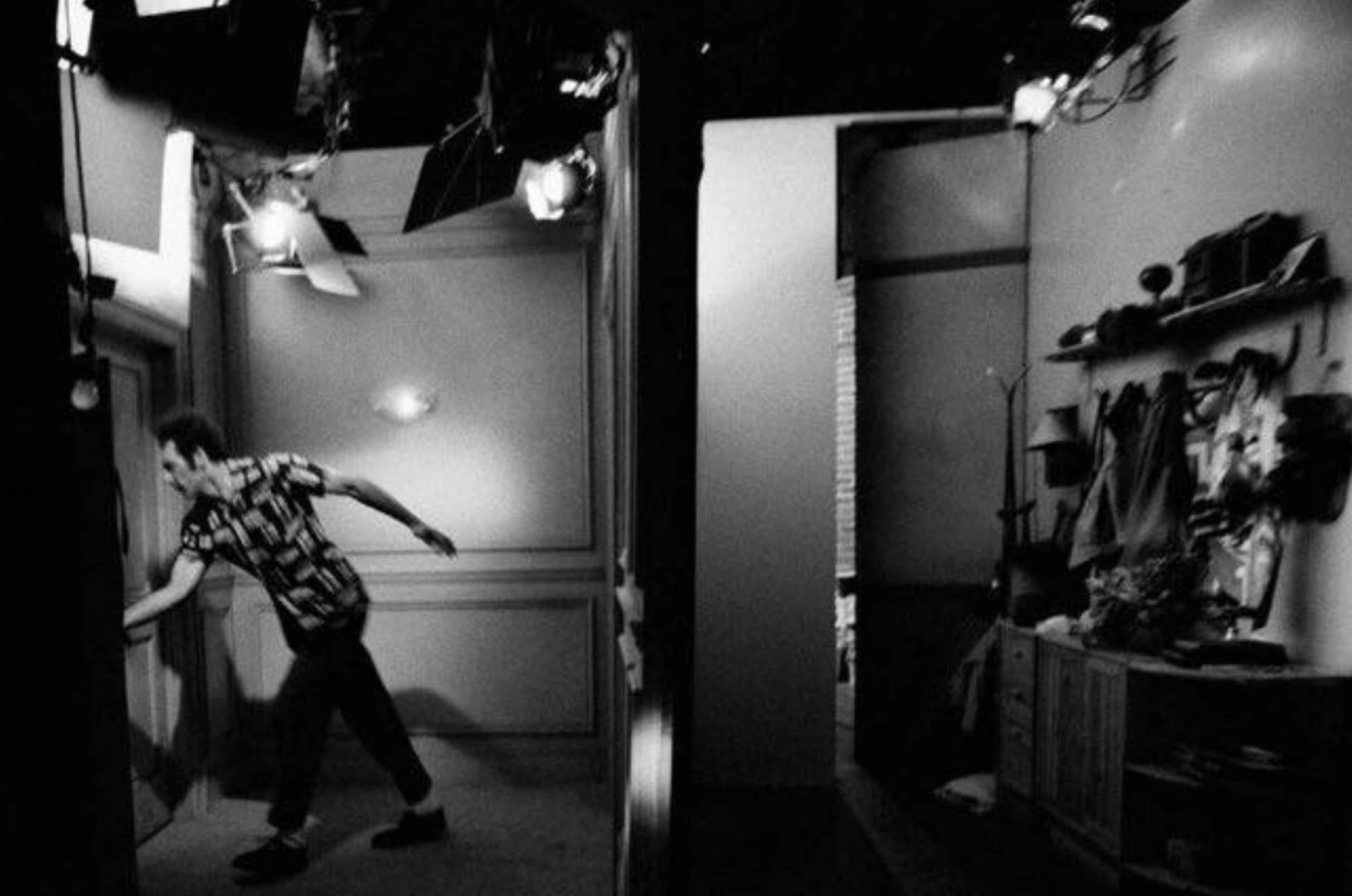 Captivating Behind-the-Scenes Snapshots of Seinfeld's Iconic Moments