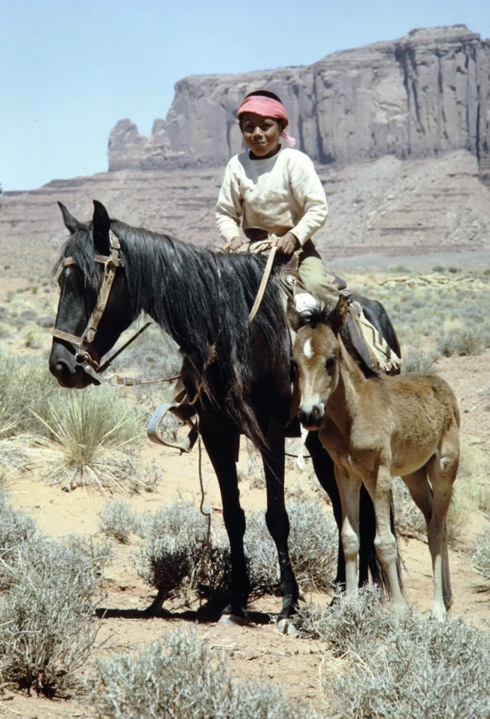 29 Vintage Wild West Photos to Saddle Up and Ride