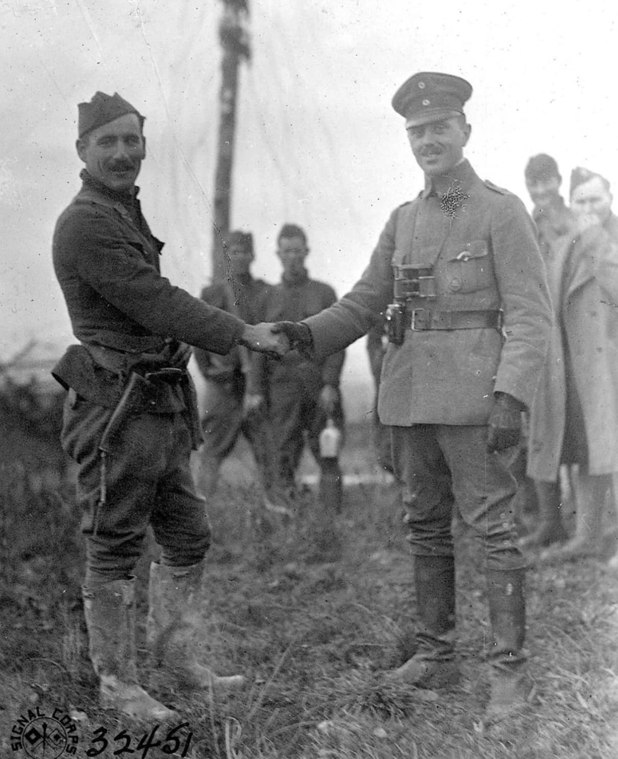 Warriors Through Time: 24 Captivating Historical Images of Battle-Tested Soldiers