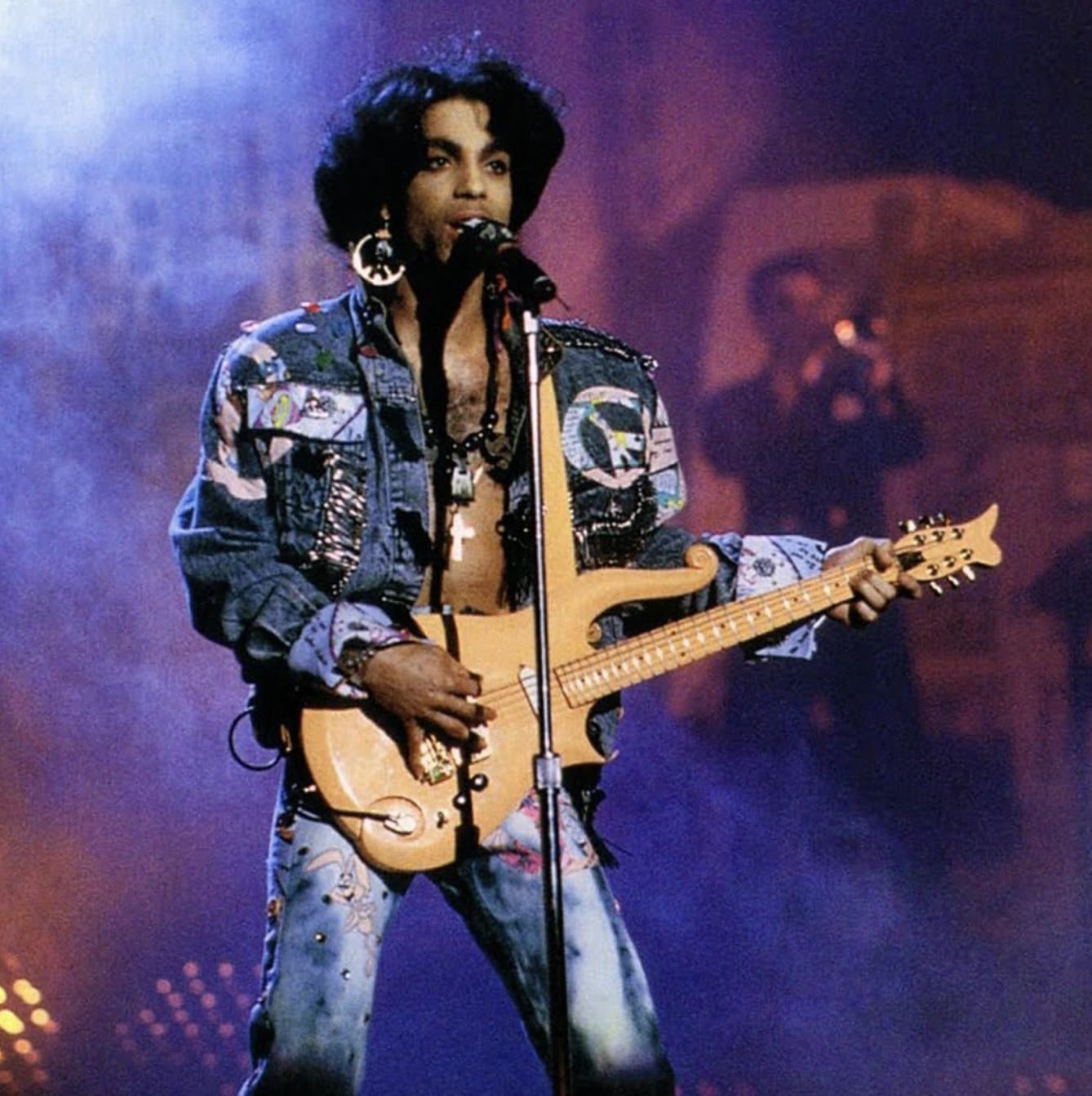 43 Nostalgic MTV Photos to Commemorate 43 Years of Music Television