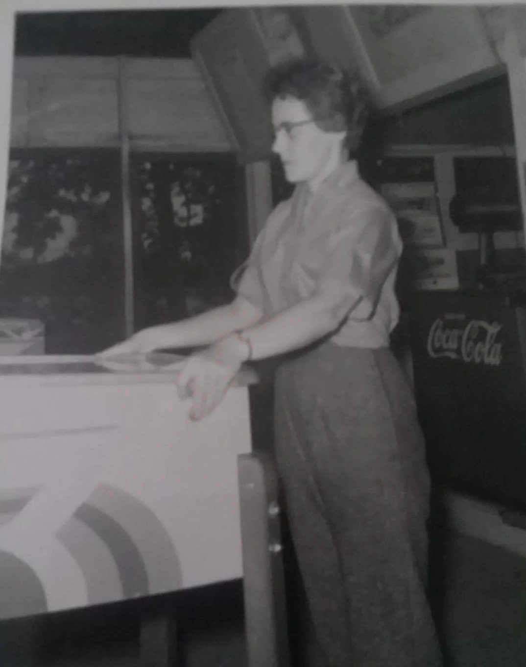 18 Vintage Pinball Masters Who Scored Big: A Snap Collection