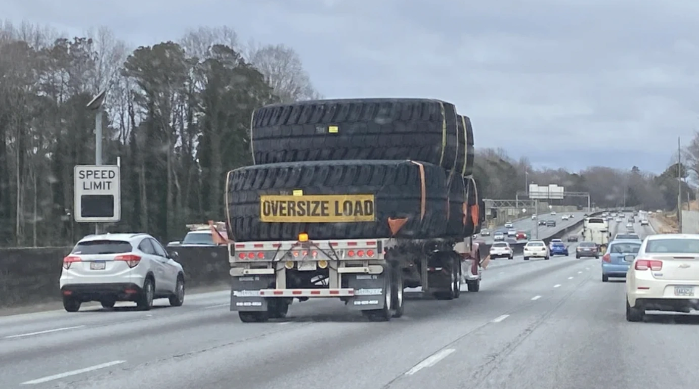 21 Big Rigs Transporting Enormous Cargo