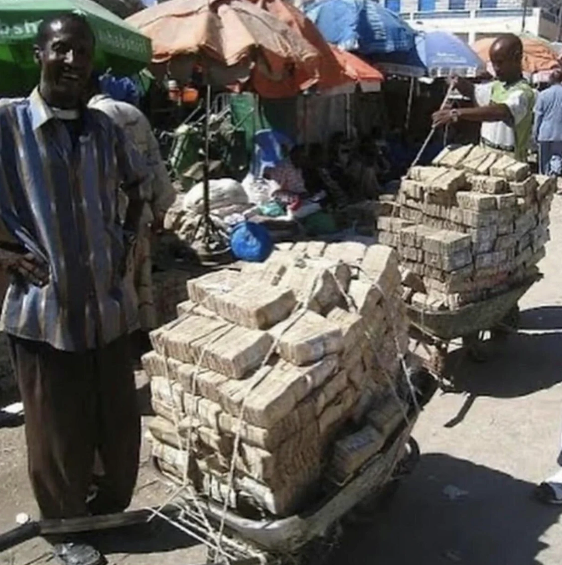 Unbelievable Images: 24 Historical Moments of Hyperinflation Captured on Camera