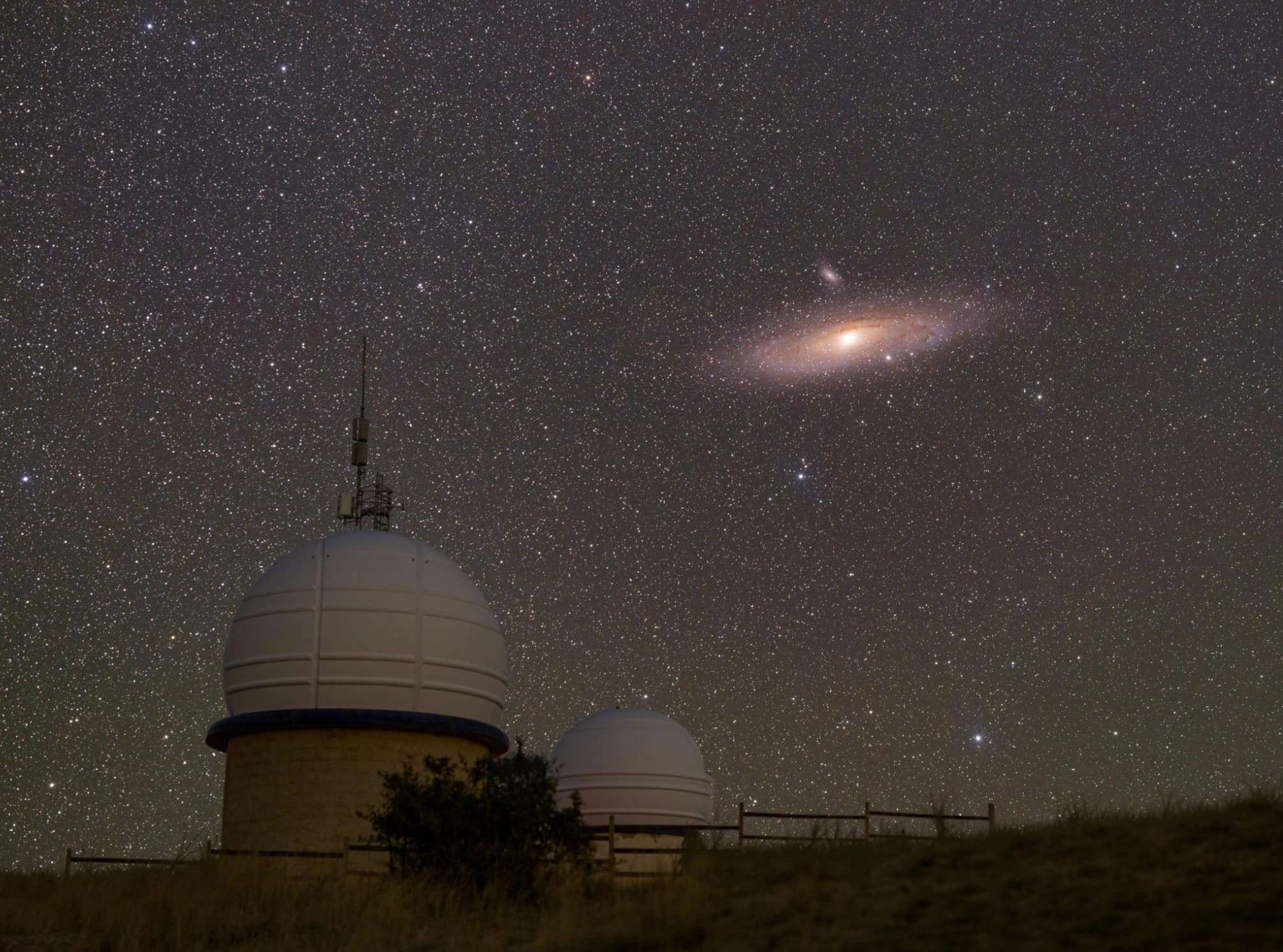 20 Breathtaking Images of the Andromeda Galaxy