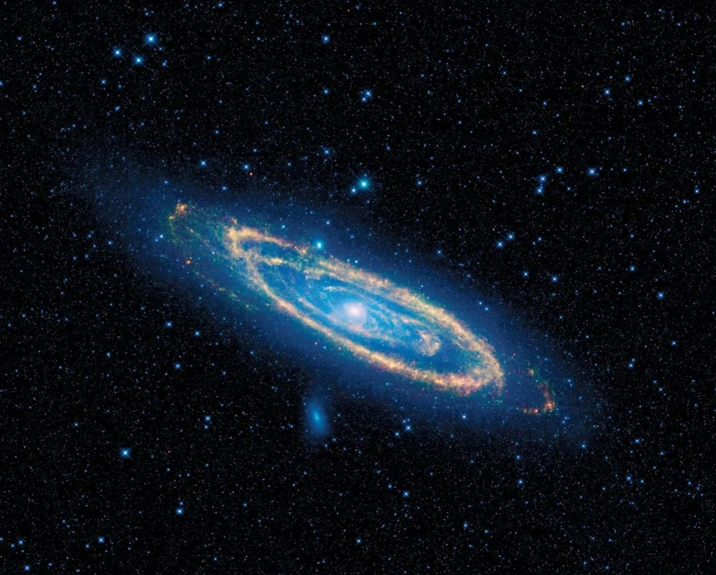 20 Breathtaking Images of the Andromeda Galaxy