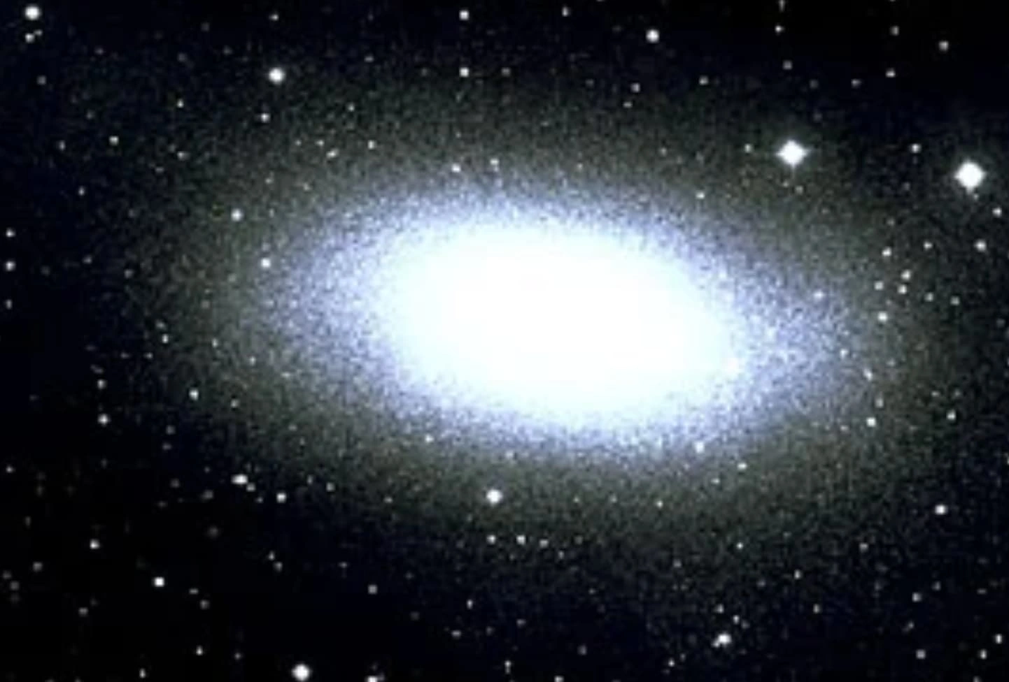 20 Breathtaking Images of the Andromeda Galaxy