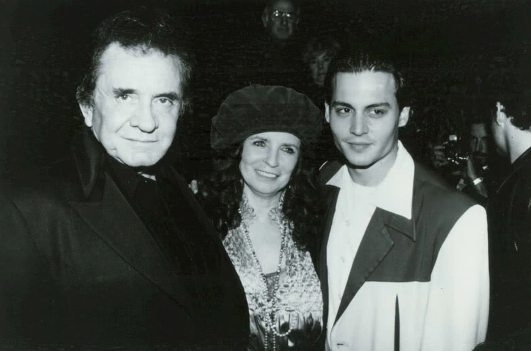 20 Fiery Photos of '90s Celebrities Rocking the Viper Room
