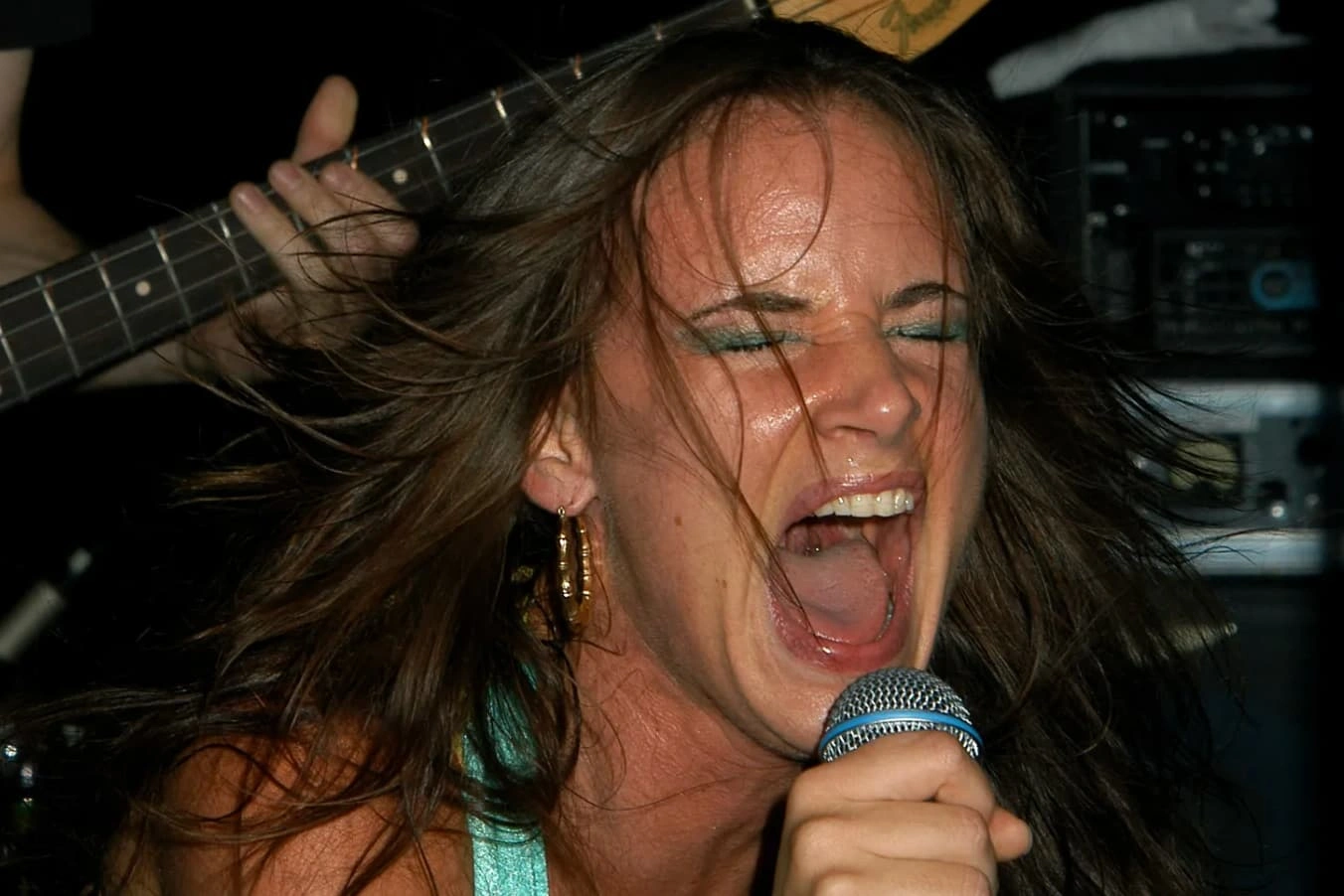 20 Fiery Photos of '90s Celebrities Rocking the Viper Room